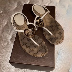 *Authentic* Gucci Sandals